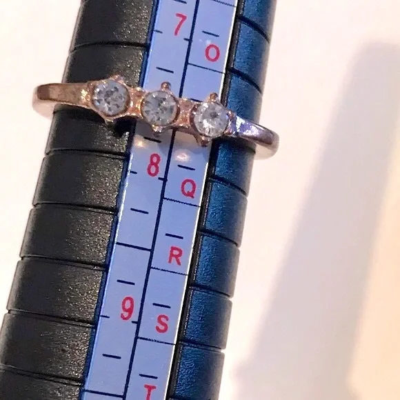 Fashion Rings - Picture 7 of 13